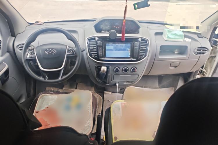 Used SAIC MAXUS Xintu V80 2019 2.5T Classic Version 6-Speed Manual – Aoyuntong Modified Long Wheelbase Mid-Height 7-Seater Center Console
