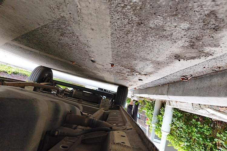 Used SAIC MAXUS Xintu V80  Chassis Front Right