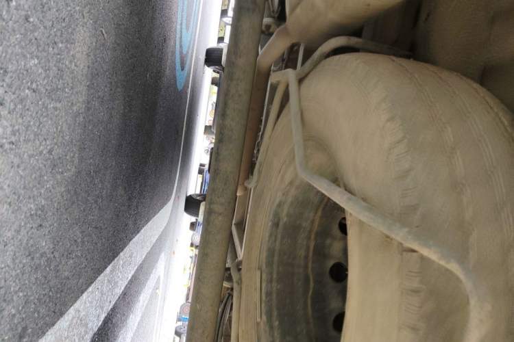Used SAIC MAXUS Xintu V80  Chassis Rear