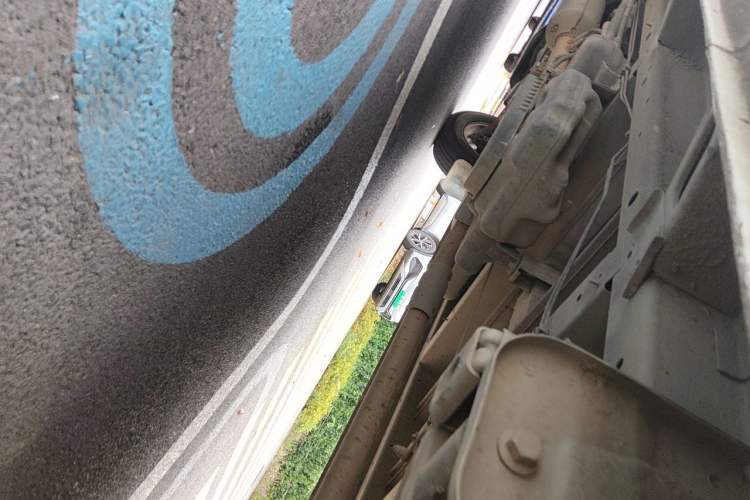 Used SAIC MAXUS Xintu V80  Chassis Rear Left