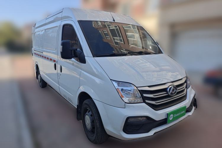 Used SAIC MAXUS Xintu V80 2019 2.0T Plus 6-Speed Manual Van Long Wheelbase Mid-Roof Design 2-3 Seater Exterior 2
