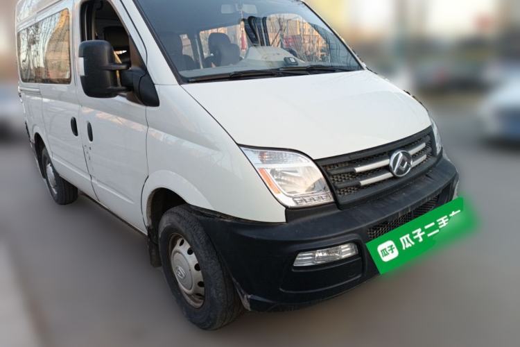 Used SAIC MAXUS Xintu V80 2019 2.5T Classic 6-Speed Manual Van Short Wheelbase Mid-Roof 6-Seater Exterior 2