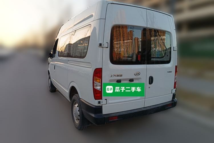 Used SAIC MAXUS Xintu V80 2019 2.5T Classic 6-Speed Manual Van Short Wheelbase Mid-Roof 6-Seater Exterior 3