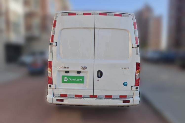Used SAIC MAXUS Xintu V80 2019 2.0T Plus 6-Speed Manual Van Long Wheelbase Mid-Roof Design 2-3 Seater Exterior 4