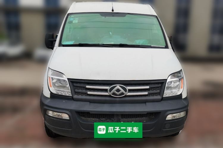 Used SAIC MAXUS Xintu V80 2019 2.5T Classic Edition 6-Speed Manual – Aoyuntong Short Wheelbase Mid-Height Design 5/6 Seats Front