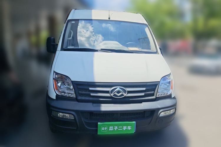 Used SAIC MAXUS Xintu V80 2019 2.5T Classic Edition 6-Speed Manual – Aoyuntong Short Wheelbase Mid-Height Design 5/6 Seats Front