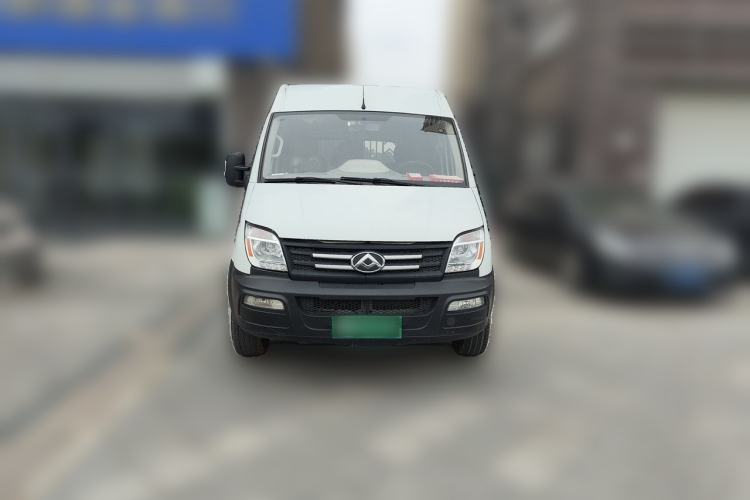 Used SAIC MAXUS Xintu V80 2019 2.5T Classic Edition 6-Speed Manual – Aoyuntong Modified Version Short Wheelbase Mid-Height Roof 5/6 Seats Front