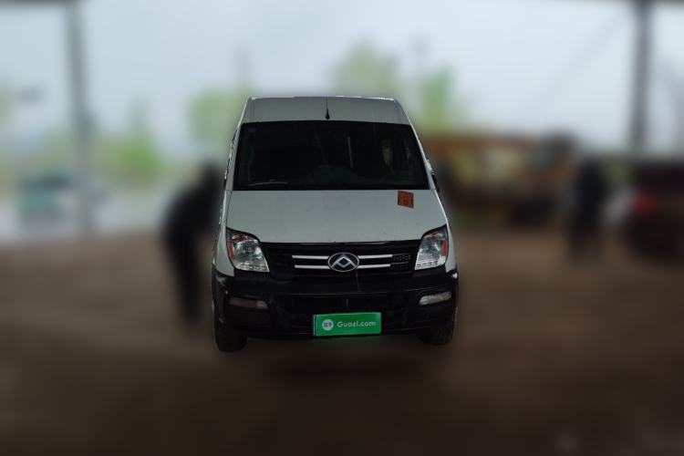 Used SAIC MAXUS Xintu V80 2019 2.5T Classic Version 6-Speed Manual – Aoyuntong Modified Long Wheelbase Mid-Height 7-Seater Front