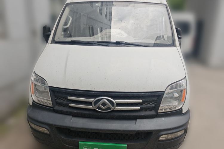 Used SAIC MAXUS Xintu V80 2019 2.5T Classic Edition 6-Speed Manual – Aoyuntong Short Wheelbase Mid-Height Design 5/6 Seats Front
