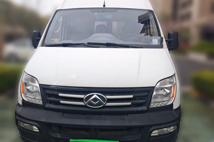 Used SAIC MAXUS Xintu V80 2019 2.5T Classic Model 6-Speed Manual – Aoyuntong Modified Version with Long Wheelbase High Roof and 7 Seating Capacity Front