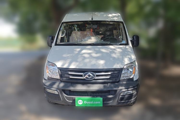 Used SAIC MAXUS Xintu V80 2019 2.5T Classic Version 6-Speed Manual – Aoyuntong Modified Long Wheelbase Mid-Height 7-Seater Front