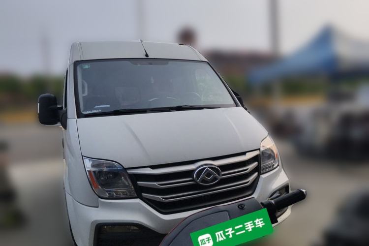 Used SAIC MAXUS Xintu V80 2019 2.0T Plus AMT Aoyuntong Short Wheelbase Mid-Roof 5/6-Seater Front