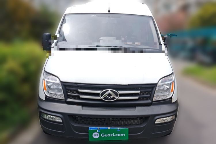 Used SAIC MAXUS Xintu V80 2019 2.5T Classic Version 6-Speed Manual – Aoyuntong Modified Long Wheelbase Mid-Height 7-Seater Front