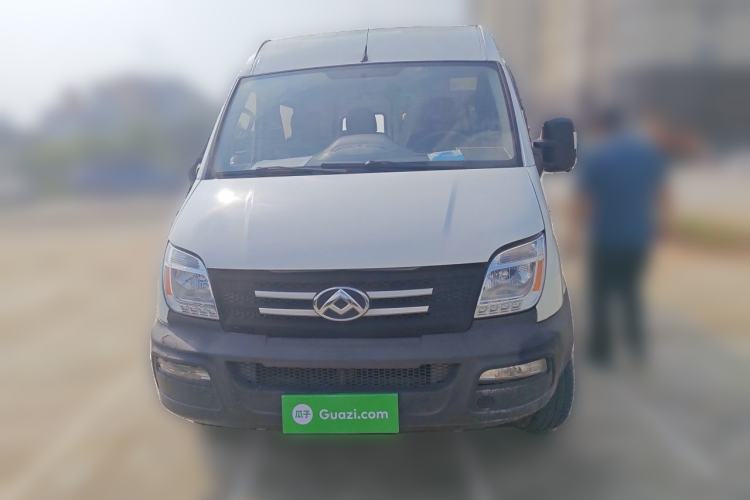 Used SAIC MAXUS Xintu V80 2019 2.5T Classic Edition 6-Speed Manual – Aoyuntong Short Wheelbase Mid-Height Design 5/6 Seats Front