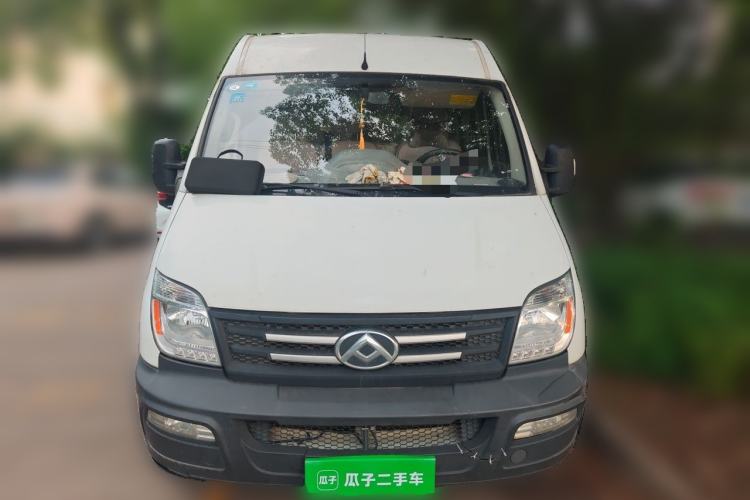 Used SAIC MAXUS Xintu V80 2019 2.5T Classic Edition 6-Speed Manual – Aoyuntong Modified Version Short Wheelbase Mid-Height Roof 5/6 Seats Front