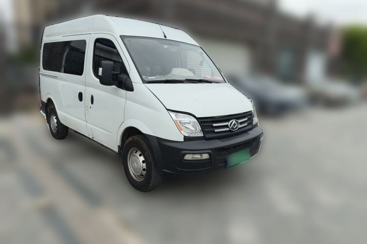 Used SAIC MAXUS Xintu V80 2019 2.5T Classic Edition 6-Speed Manual – Aoyuntong Modified Version Short Wheelbase Mid-Height Roof 5/6 Seats Front Right 45 Deg