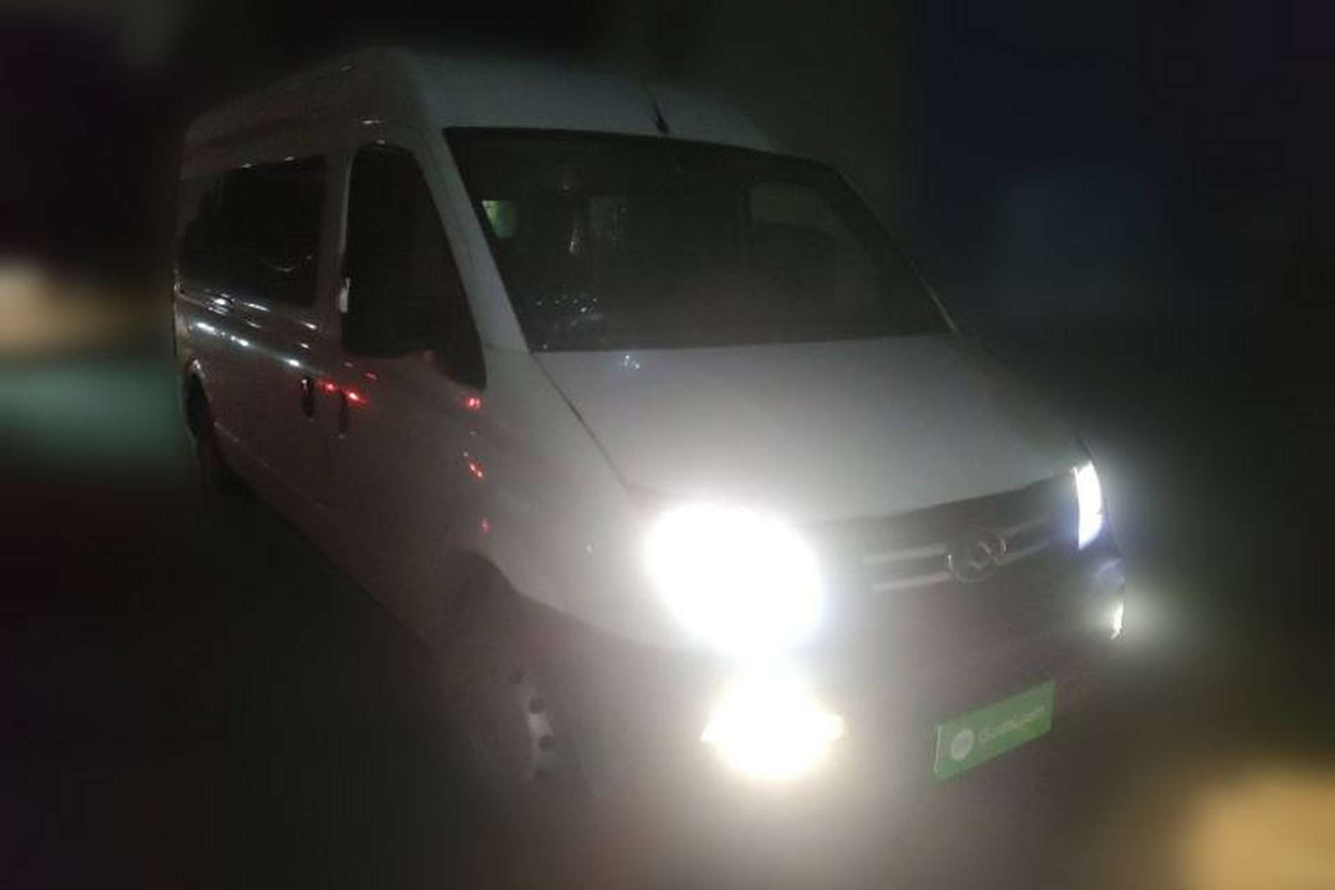 Used SAIC MAXUS Xintu V80 2019 2.5T Classic Model 6-Speed Manual Aotong Long Wheelbase Mid-Height 7-Seater Front Right 45 Deg