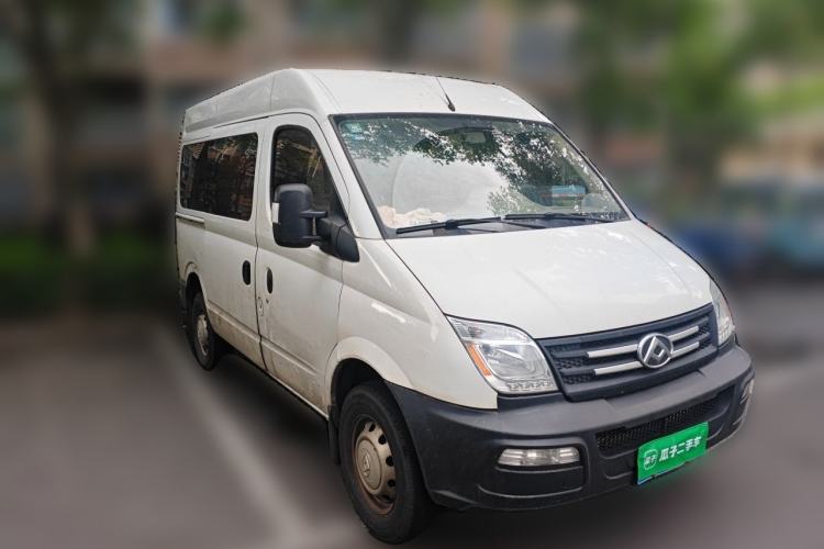 Used SAIC MAXUS Xintu V80 2019 2.5T Classic Edition 6-Speed Manual – Aoyuntong Modified Version Short Wheelbase Mid-Height Roof 5/6 Seats Front Right 45 Deg