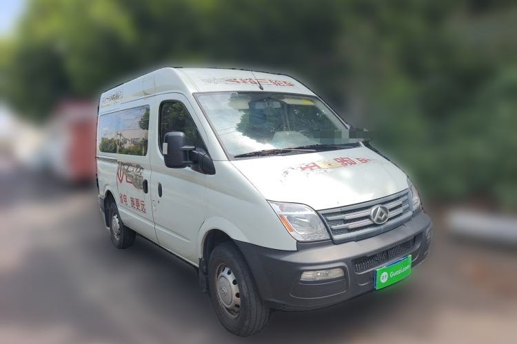 Used SAIC MAXUS Xintu V80 2019 2.5T Classic Edition 6-Speed Manual – Aoyuntong Short Wheelbase Mid-Height Design 5/6 Seats Front Right 45 Deg