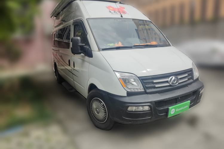 Used SAIC MAXUS Xintu V80 2019 2.5T Classic Model AMT Aoyuntong Long Wheelbase High-Roof 7-Seater Front Right 45 Deg