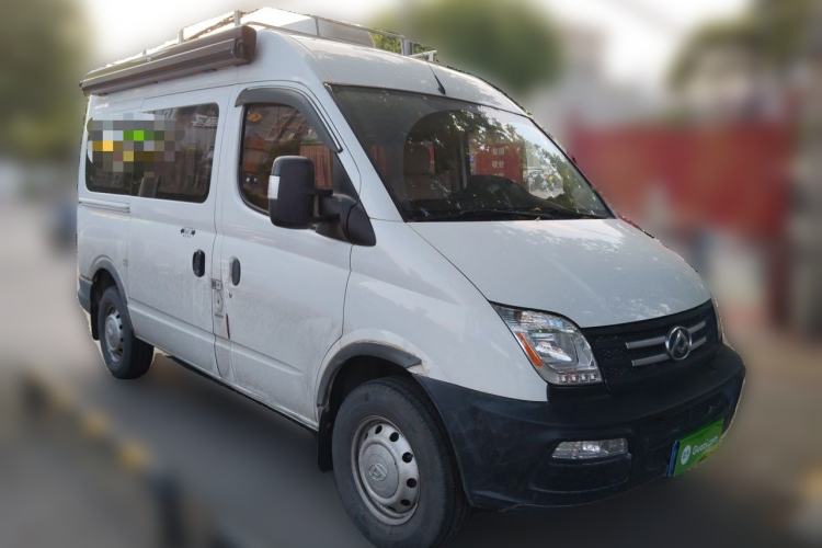 Used SAIC MAXUS Xintu V80 2019 2.5T Classic Edition 6-Speed Manual – Aoyuntong Modified Version Short Wheelbase Mid-Height Roof 5/6 Seats Front Right 45 Deg