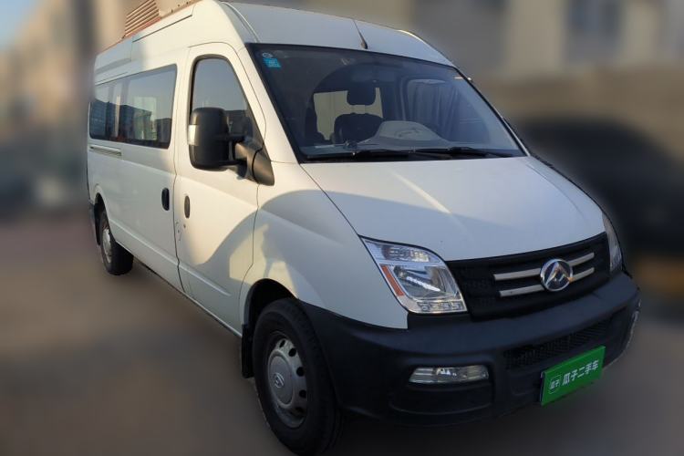 Used SAIC MAXUS Xintu V80 2019 2.5T Classic Model 6-Speed Manual Aotong Long Wheelbase Mid-Height 7-Seater Front Right 45 Deg