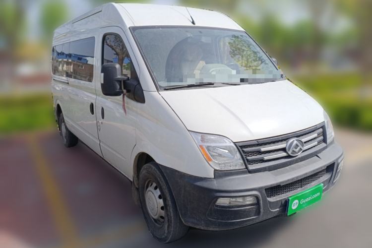 Used SAIC MAXUS Xintu V80 2019 2.5T Classic Version 6-Speed Manual – Aoyuntong Modified Long Wheelbase Mid-Height 7-Seater Front Right 45 Deg