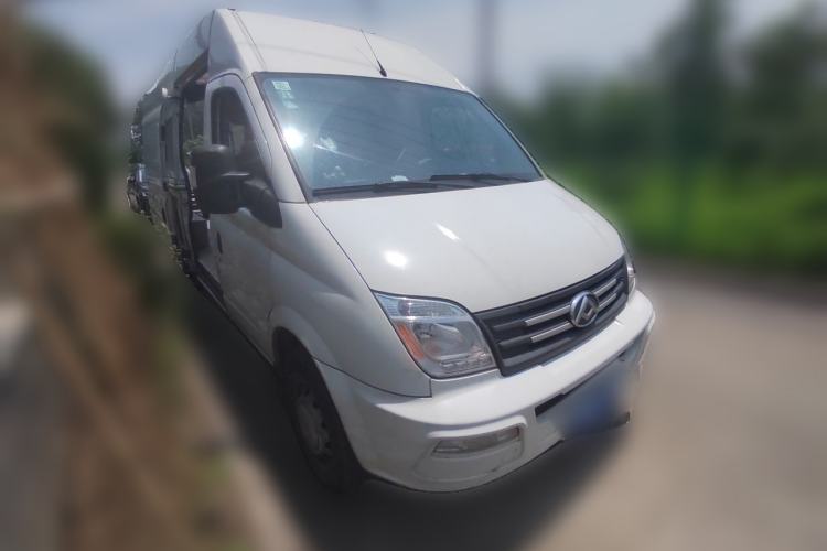 Used SAIC MAXUS Xintu V80 2019 2.0T Plus 6-Speed Manual Van Long Wheelbase Mid-Roof Design 2-3 Seater Front Right 45 Deg