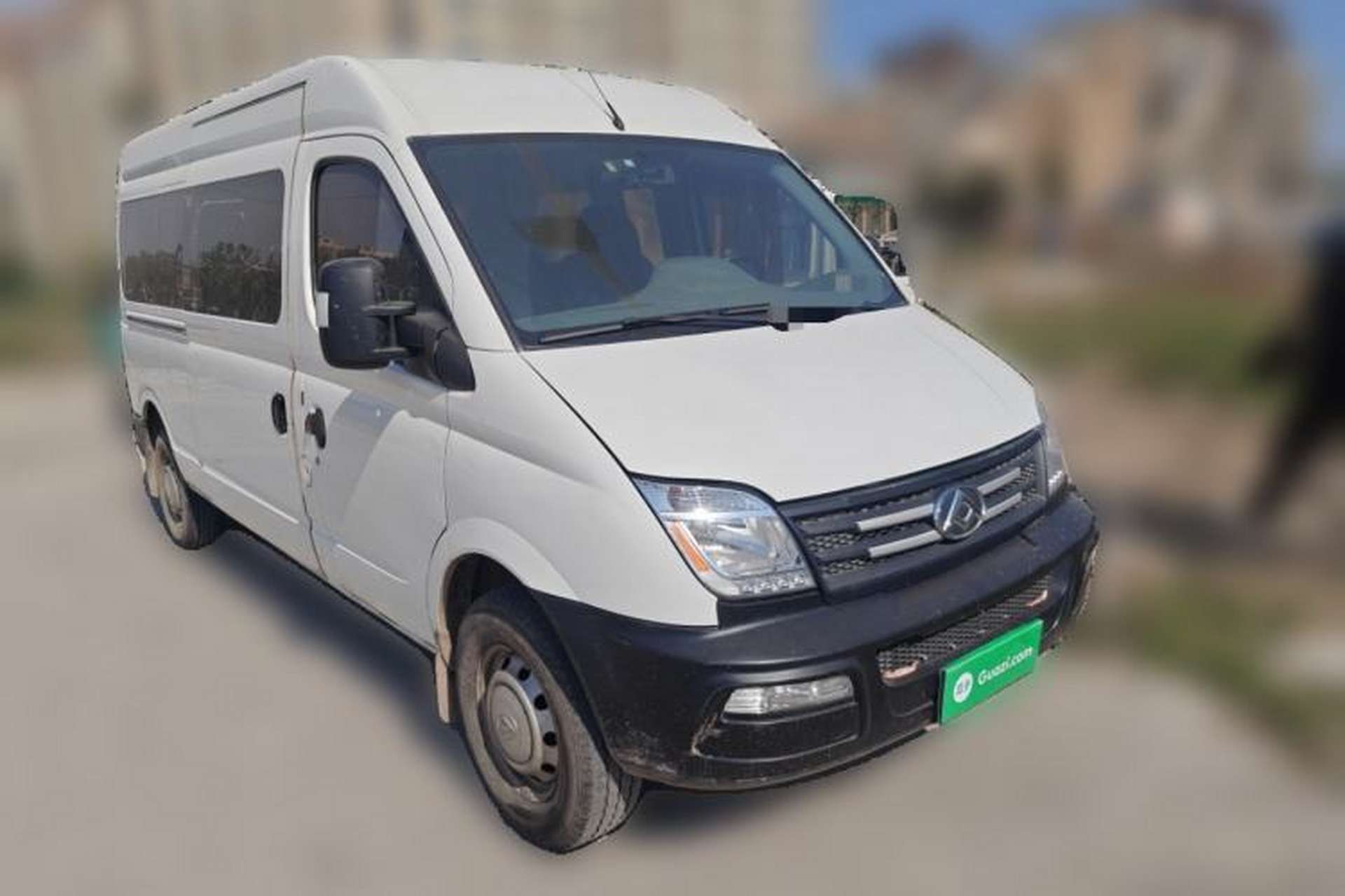 Used SAIC MAXUS Xintu V80 2019 2.5T Classic Version 6-Speed Manual – Aoyuntong Modified Long Wheelbase Mid-Height 7-Seater Front Right 45 Deg