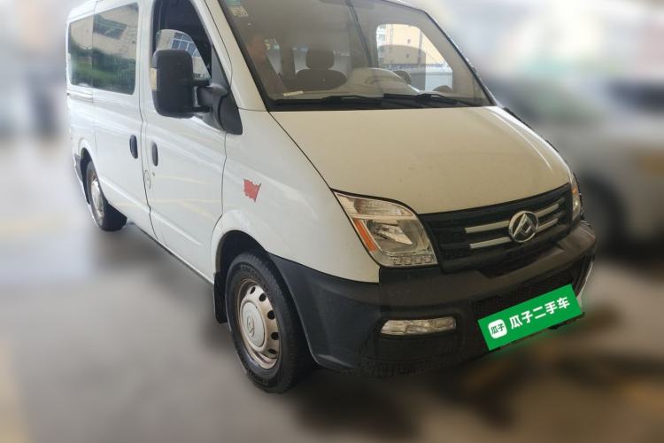 Used SAIC MAXUS Xintu V80 2019 2.5T Classic Model AMT Aoyuntong Short Wheelbase Ultra-Low Roof 5/6-Seater Front Right 45 Deg