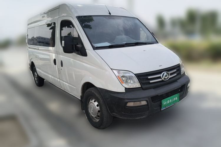 Used SAIC MAXUS Xintu V80 2019 2.5T Classic Version 6-Speed Manual Extended Wheelbase Mid-Roof Design 9-Seater Front Right 45 Deg