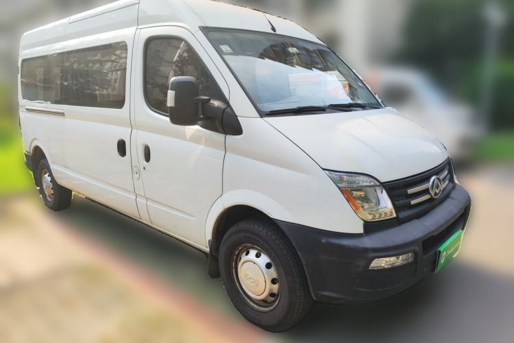 Used SAIC MAXUS Xintu V80 2019 2.5T Classic Model 6-Speed Manual Aotong Long Wheelbase Mid-Height 7-Seater Front Right 45 Deg