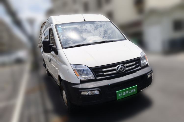 Used SAIC MAXUS Xintu V80 2019 2.5T Classic Version 6-Speed Manual – Aoyuntong Modified Long Wheelbase Mid-Height 7-Seater Front Right 45 Deg