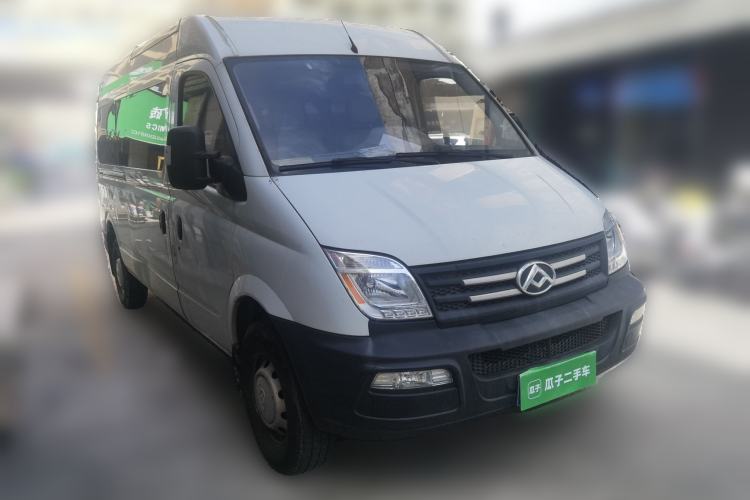 Used SAIC MAXUS Xintu V80 2019 2.5T Classic Model 6-Speed Manual Aotong Long Wheelbase Mid-Height 7-Seater Front Right 45 Deg
