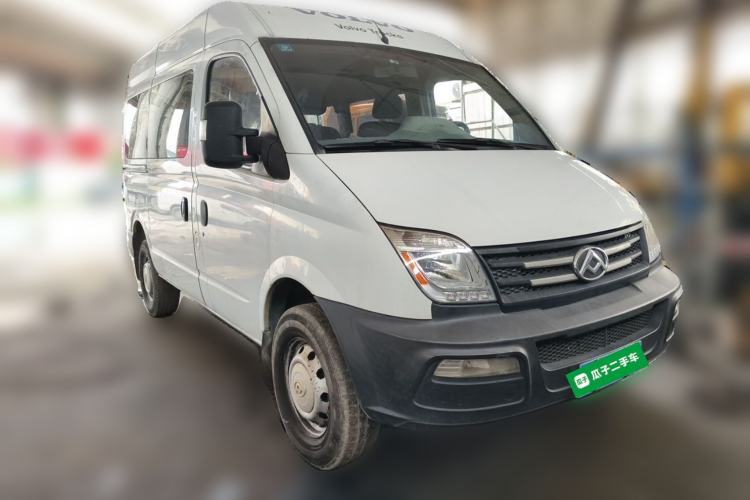Used SAIC MAXUS Xintu V80 2019 2.5T Classic Edition 6-Speed Manual – Aoyuntong Modified Version Short Wheelbase Mid-Height Roof 5/6 Seats Front Right 45 Deg