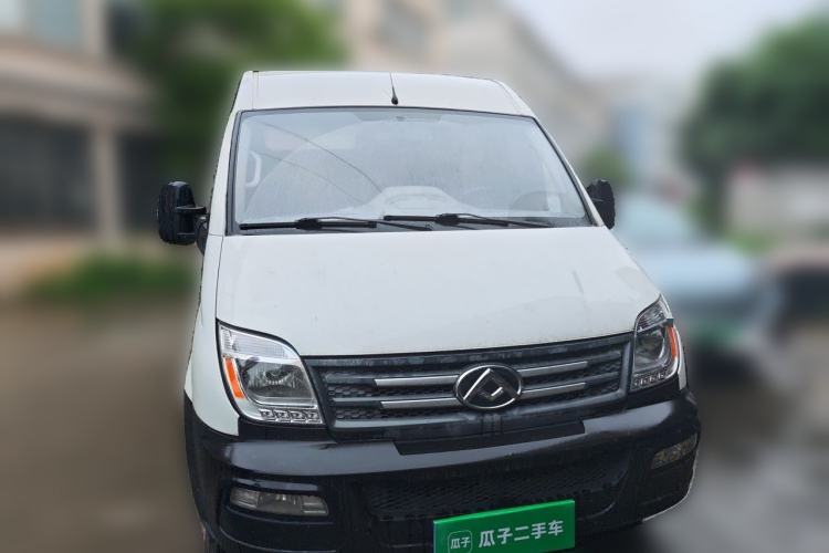 Used SAIC MAXUS Xintu V80 2019 2.5T Classic AMT Aoyuntong Facelifted Short-Wheelbase Mid-Roof 5/6-Seater Front