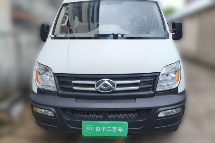 Used SAIC MAXUS Xintu V80 2019 2.5T Classic Edition 6-Speed Manual – Aoyuntong Modified Version Short Wheelbase Mid-Height Roof 5/6 Seats Front