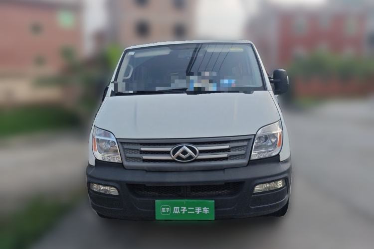 Used SAIC MAXUS Xintu V80 2019 2.5T Classic Model 6-Speed Manual – Aoyuntong Short Wheelbase Ultra-Low Roof 5/6 Seats Front