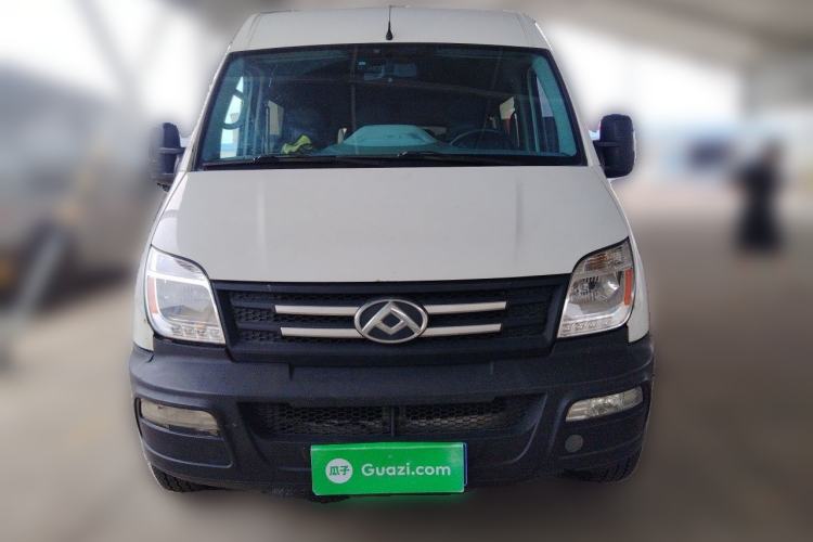Used SAIC MAXUS Xintu V80 2019 2.5T Classic Model AMT Aoyuntong Long Wheelbase Mid-Roof 7-Seater Front