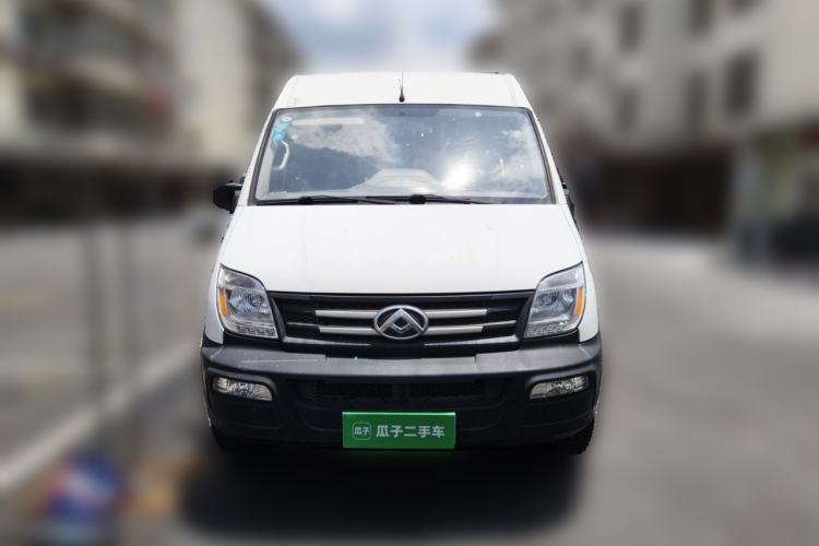 Used SAIC MAXUS Xintu V80 2019 2.5T Classic Version 6-Speed Manual – Aoyuntong Modified Long Wheelbase Mid-Height 7-Seater Front