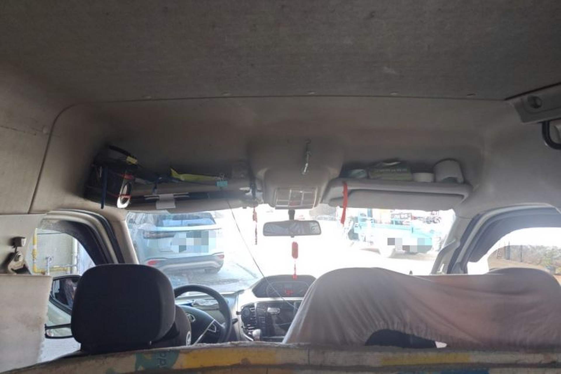 Used SAIC MAXUS Xintu V80 2019 2.5T Classic Version 6-Speed Manual – Aoyuntong Modified Long Wheelbase Mid-Height 7-Seater Headliner