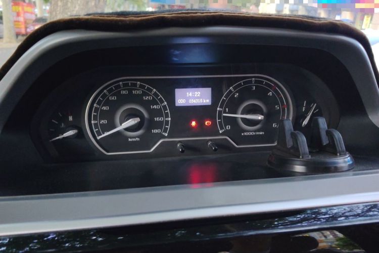 Used SAIC MAXUS Xintu V80 2019 2.5T Classic Edition 6-Speed Manual – Aoyuntong Modified Version Short Wheelbase Mid-Height Roof 5/6 Seats Instrument Cluster
