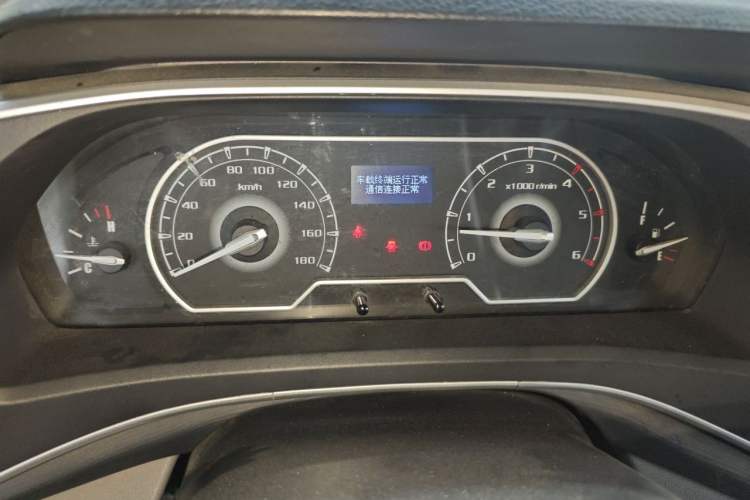 Used SAIC MAXUS Xintu V80 2019 2.0T Plus AMT Aoyuntong Short Wheelbase Ultra-Low Roof 5/6-Seater Instrument Cluster