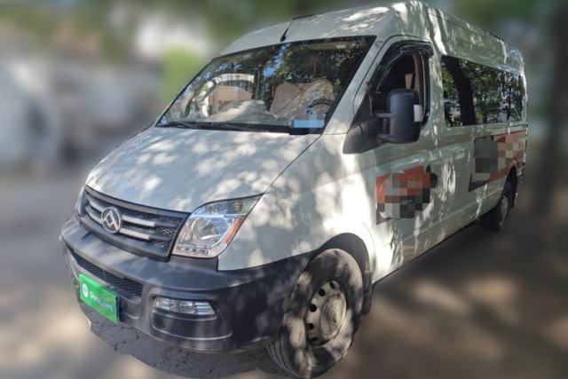 Used SAIC MAXUS Xintu V80 2019 2.5T Classic Version 6-Speed Manual – Aoyuntong Modified Long Wheelbase Mid-Height 7-Seater