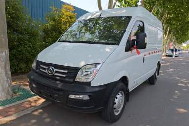 Used SAIC MAXUS Xintu V80 2019 2.5T Classic 6-Speed Manual Van Short Wheelbase Mid-Roof Design 2/3 Seats