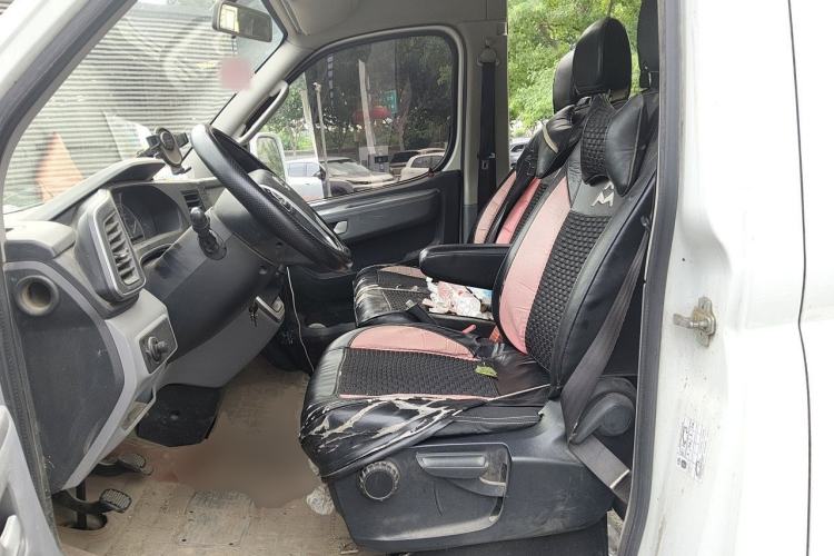 Used SAIC MAXUS Xintu V80  Left Front Seat