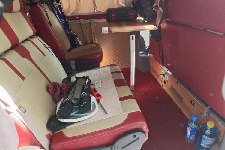 Used SAIC MAXUS Xintu V80  Left Rear Seat