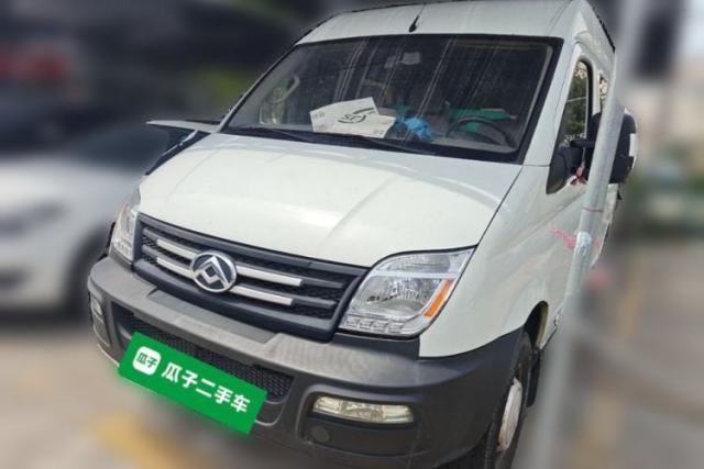Used SAIC MAXUS Xintu V80 2019 2.5T Classic 6-Speed Manual Van Short Wheelbase Mid-Roof Design 2/3 Seats