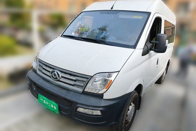 Used SAIC MAXUS Xintu V80 2019 2.5T Classic Edition 6-Speed Manual – Aoyuntong Modified Version Short Wheelbase Mid-Height Roof 5/6 Seats