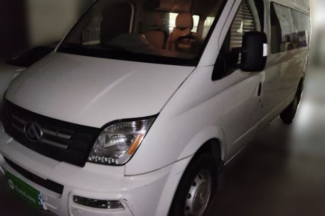 Used SAIC MAXUS Xintu V80 2019 2.0T Plus AMT Aoyuntong Long Wheelbase Mid-Roof 7-Seater
